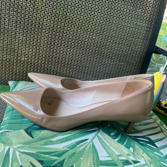 Authentic PRADA nude beige mid heel patent pointed toe heels with COA - Picture 9 of 13